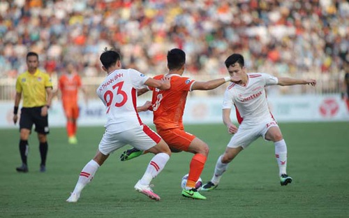 VIDEO: Highlights và bàn thắng: Bình Định 0-1 Viettel