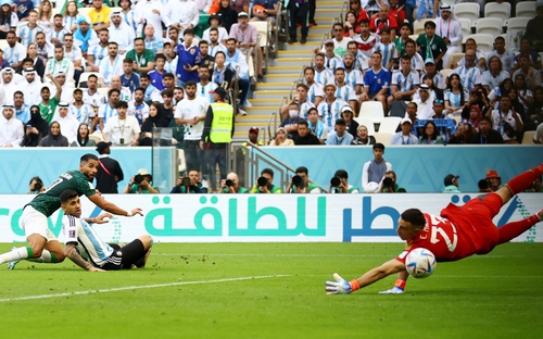 Argentina 1-2 Ả rập Xê út: Địa chấn trên sân Lusail