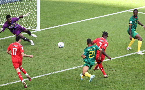 Thụy Sĩ 1-0 Cameroon: Chiến thắng nhọc nhằn