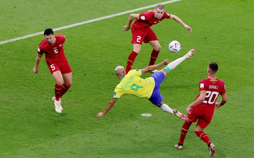 Brazil 2-0 Serbia: Dấu ấn của Richarlison 