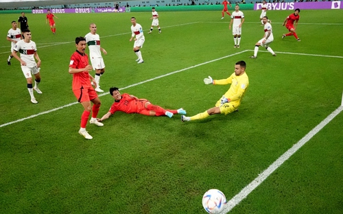 Hàn Quốc 2-1 Bồ Đào Nha: Thắng kịch tính, Hàn Quốc giành vé vào vòng 1/8