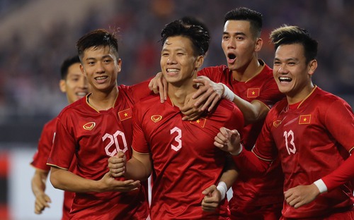 Video bàn thắng trận Việt Nam 3-0 Malaysia AFF Cup 2022: Soán ngôi đầu bảng