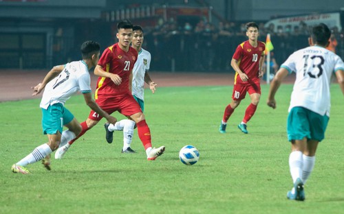 U19 VIỆT NAM 0-0 U19 INDONESIA: Giằng co đến phút cuối cùng