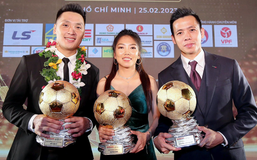 Huỳnh Như & Văn Quyết giành Quả bóng Vàng 2022