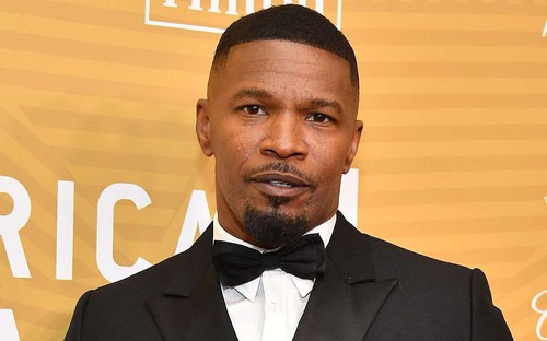 Tài tử Jamie Foxx lần đầu xuất hiện sau biến cố về sức khỏe