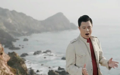Showbiz Việt ngày 7/7: Quang Dũng ra MV mới về quê nhà Quy Nhơn