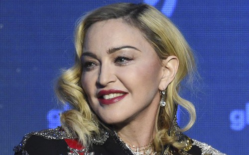 “Nữ hoàng nhạc Pop” Madonna trở lại lưu diễn