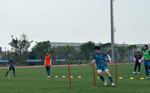 VIDEO Lịch trực tiếp bóng đá ASIAD 2023 25/9: Nữ Việt Nam vs Bangladesh