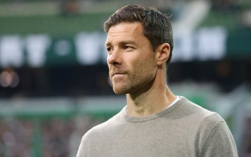 Chuyển nhượng 21-1: Real tiếp tục bị Xabi Alonso từ chối, Ten Hag có thể đến Dortmund?