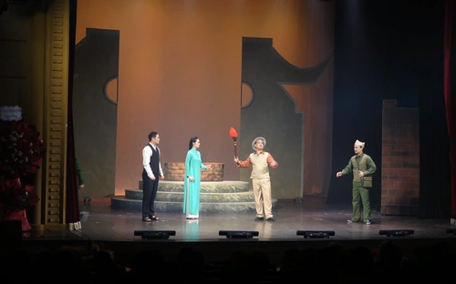 'Dấu thiêng Hà Nội': Hơi thở mới cho nghệ thuật tuồng