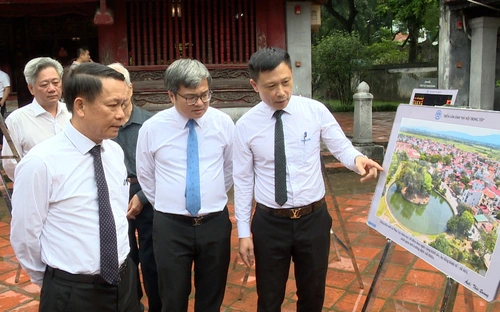 “Hà Nội trong kỷ nguyên vươn mình” qua những tác phẩm nhiếp ảnh