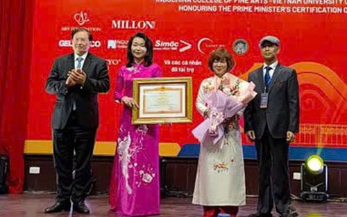 Một thế kỷ kiến tạo mỹ thuật Việt Nam 