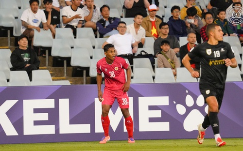 CLB CAHN thua trận đầu tiên tại AFC Champions League 2