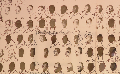 Triển lãm “Vũ Dân Tân - Công dân toàn cầu”