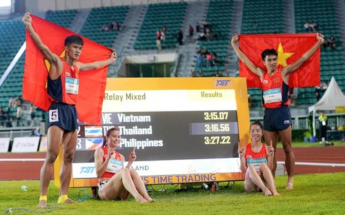 Khoành khắc phá kỷ lục SEA Games cùa 4 VĐV điền kinh Việt Nam