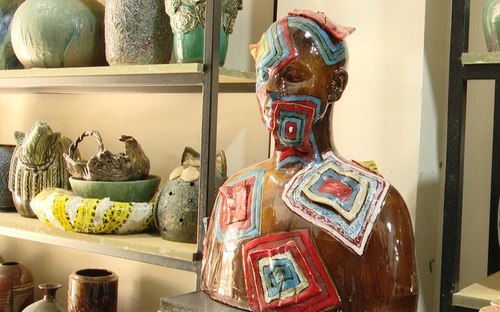 Hành trình cách tân cùng gốm của họa sĩ Nguyễn Thu Thủy