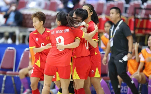 Đội tuyển futsal nữ Việt Nam giành HCV lịch sử tại SEA Games