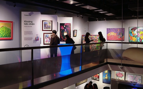 Thế giới sáng tạo phá cách trong triển lãm nghệ thuật tiếp nối phiên bản từ Canada