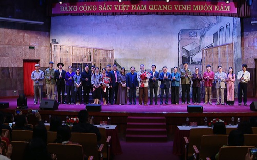 Chương trình nghệ thuật 'Bác Hồ - Một tình yêu bao la' tại Bảo tàng Hồ Chí Minh