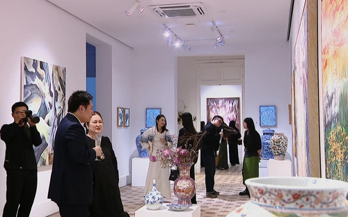 Khám phá nội tâm của 7 nghệ sĩ trong trưng bày 'Hệ sinh thái tâm trí'