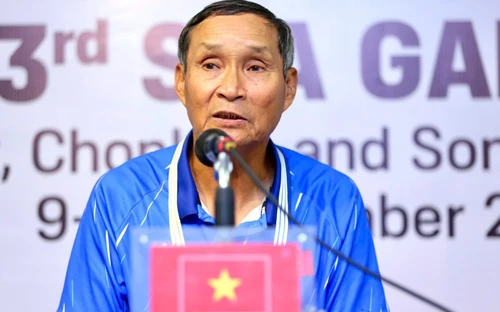 Đội tuyển nữ Việt Nam chơi bùng nổ trước Malaysia