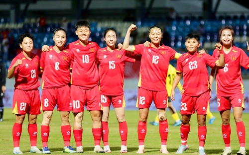 VIDEO: Thái Thị Thảo lập hat-trick, tuyển nữ Việt Nam thắng đậm Malaysia