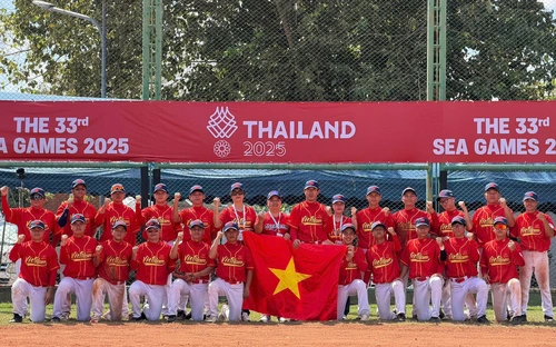 Bóng chày Việt Nam giành chiến thắng trước Malaysia tại SEA Games 33