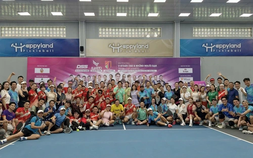 CLB V-Stars tổ chức giải pickleball gây quỹ ủng hộ đồng bào vùng lũ