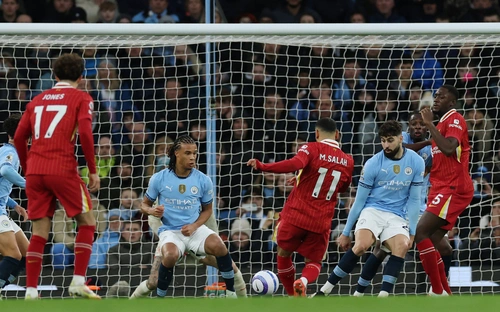 Tin bóng đá: Salah tỏa sáng, nhấn chìm Man City; Siêu phẩm sút xa đẹp mắt của Modric