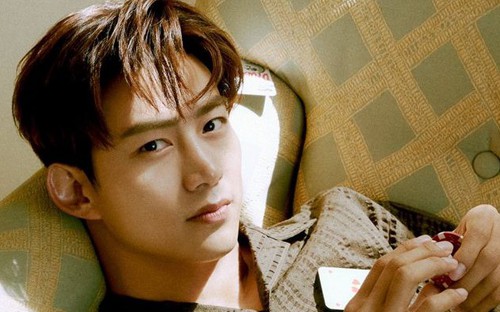 Thực hư chuyện Taecyeon nhóm 2PM cầu hôn bạn gái