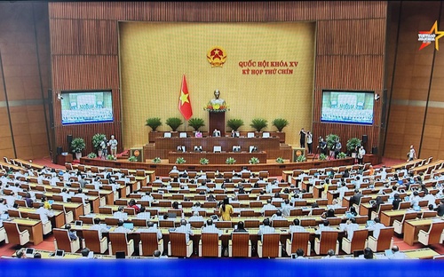 Quốc hội: Người nổi tiếng cần tuân thủ quy định của pháp luật khi tham gia quảng cáo
