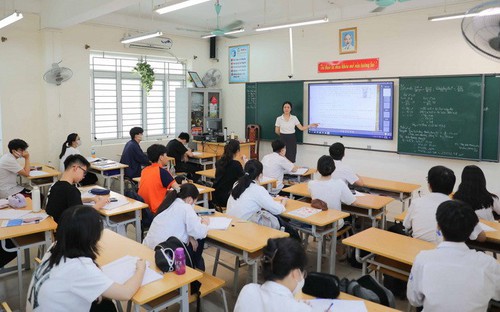 Chủ động giảm áp lực lớp 10 công lập
