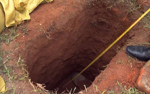 Điều tra, làm rõ vụ lăng mộ vua Lê Túc Tông bị đào sâu khoảng 1,6m