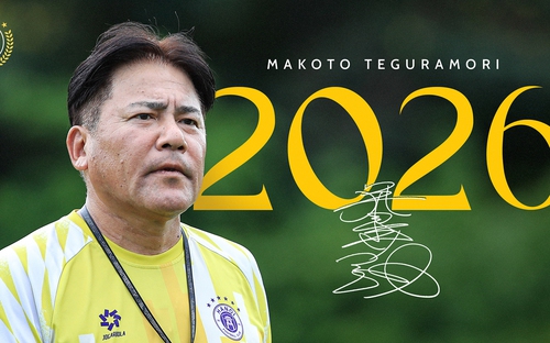 Hà Nội FC gia hạn hợp đồng với HLV Makoto Teguramori