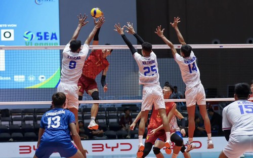 Thắng dễ Campuchia, Việt Nam quyết tâm vượt qua Indonesia tại chặng 2 SEA V.League 2025