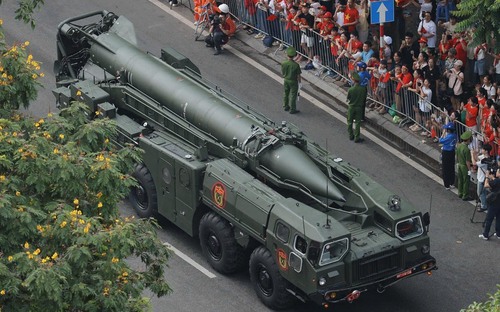 Ngắm tên lửa Scud-B hỏa lực chiến lược tầm xa của Quân đội Việt Nam