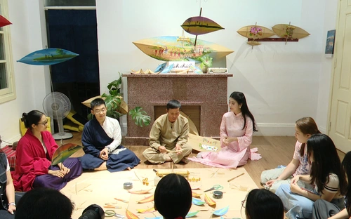 Học làm diều gió cùng nghệ nhân làng diều truyền thống Bá Dương Nội