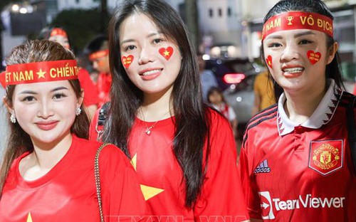 Người hâm mộ chờ đợi U23 Việt Nam chiến thắng