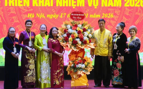 Phát hiện nhiều tài liệu cổ quý giá về tín ngưỡng thờ Mẫu