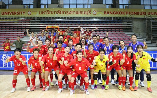 Tuyển futsal nữ Việt Nam lọt Top 4 đội xuất sắc nhất thế giới
