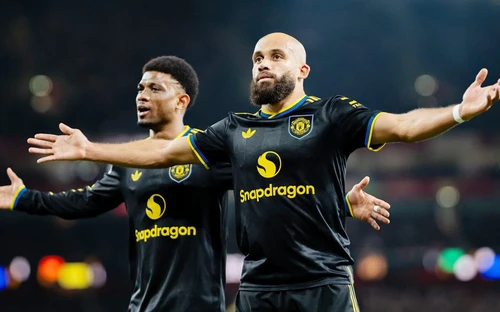 Bản tin KICK OFF Thể thao 26/1/2026: Man Utd ngược dòng đánh bại Arsenal