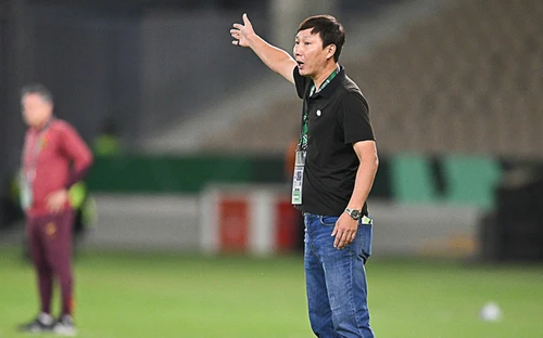 HLV Kim Sang Sik hối hận vì những sai lầm ở trận thua U23 Trung Quốc