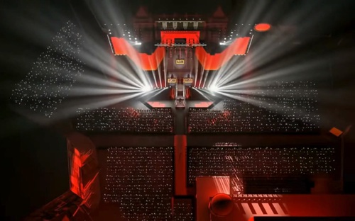 Không gian trình diễn đa tầng với sân khấu bay tại Hòa nhạc Ánh sáng 2026