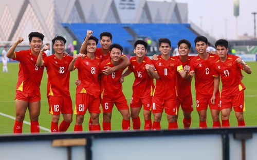 VIDEO U23 Việt Nam 2-1 U23 Kyrgyzstan: Chiến thắng kịch tính, rộng cửa vào tứ kết