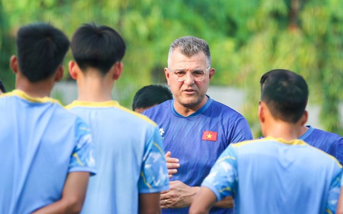 HLV Cristiano Roland tiết lộ kế hoạch giúp U17 Việt Nam tạo dấu ấn ở World Cup U17 2026