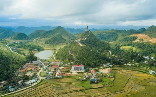 Làng Lô Lô Chải: Nếp nhà xưa, nhịp sống số