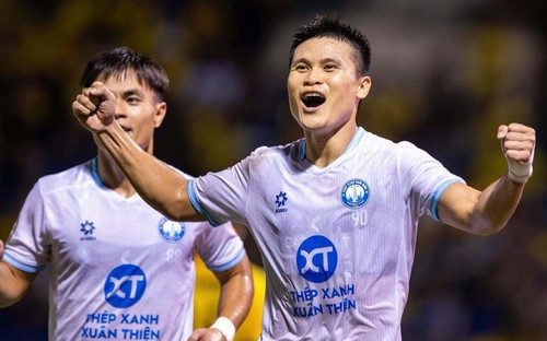 Bản tin KICK OFF Thể thao ngày 18/10: Tuấn Hải lập công, Nam Định thắng dễ Thanh Hóa 