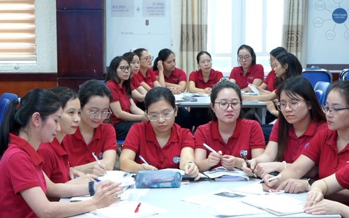 Khi người thầy trở thành người học