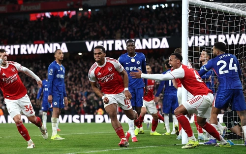 Bản tin KICK OFF Thể thao ngày 02/03: Thắng trận derby London, Arsenal gây sức ép lên Man City