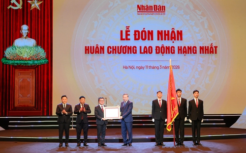 Báo Nhân Dân kỷ niệm 75 năm Ngày ra số đầu và đón nhận Huân chương Lao động hạng Nhất